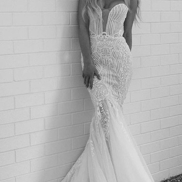 Pallas Couture Pallas Collective Elise Gown - Wedding Dress - Picture 14 of 15